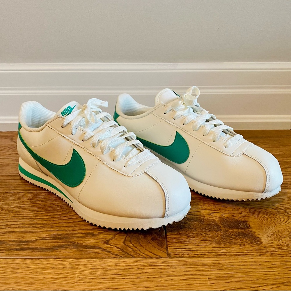 Nike Classic Cortez Sneakers - Picture 1 of 5